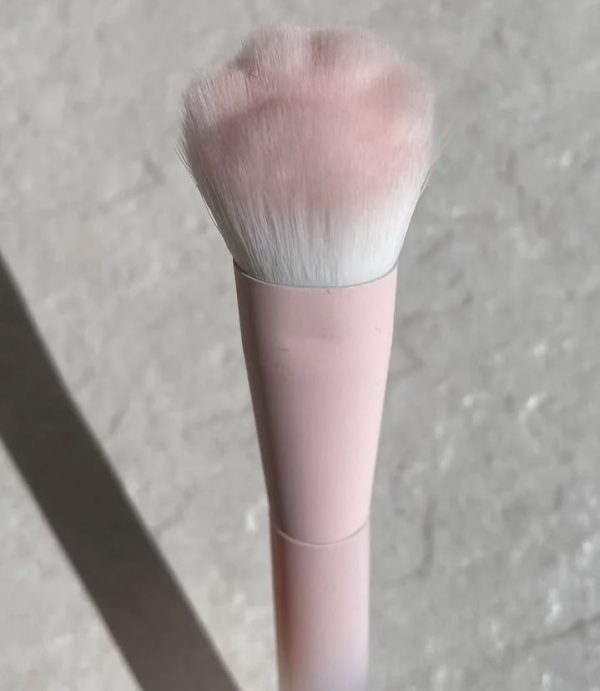 براش رژگونه پنجه گربه ای شیگلم sheglam Color Bloom Liquid Blush Brush - Image 3